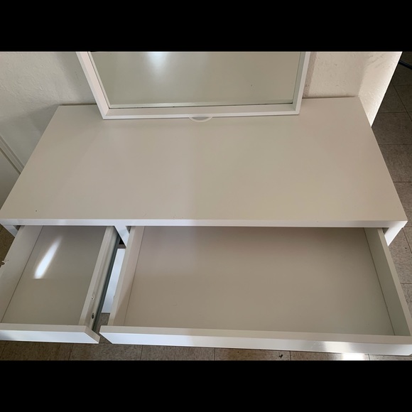 Amazon.com: UPGENT Vanity Desk with Touch Screen Lighted  Desk and Mirror Set
